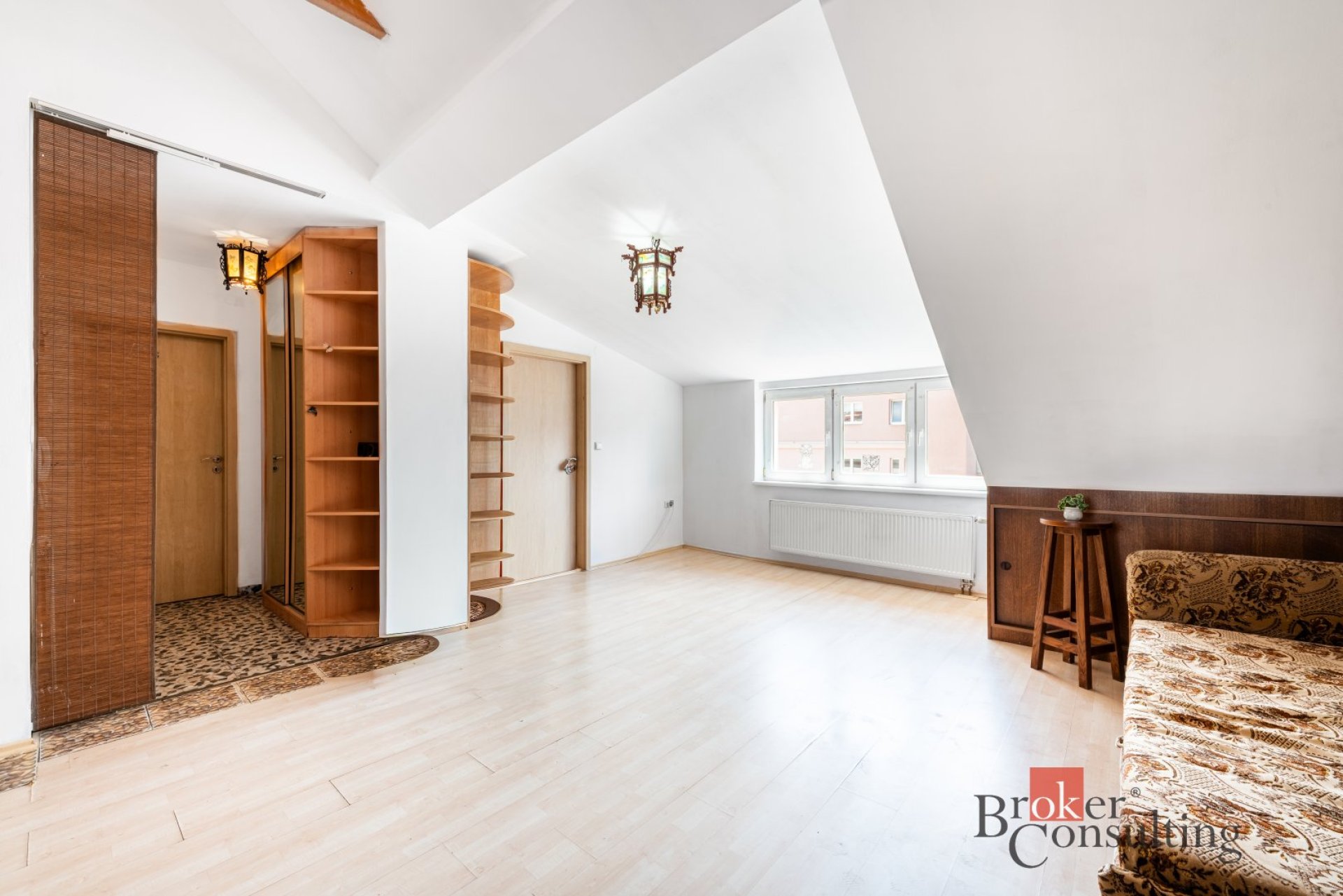 Podkrovní byt 2+kk s terasou do zeleně | 55 m² | Černá Pole, Brno