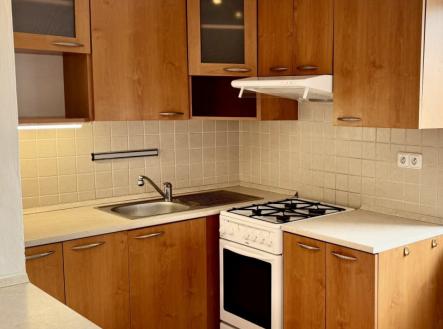 Pronájem bytu, 2+1, 77 m²