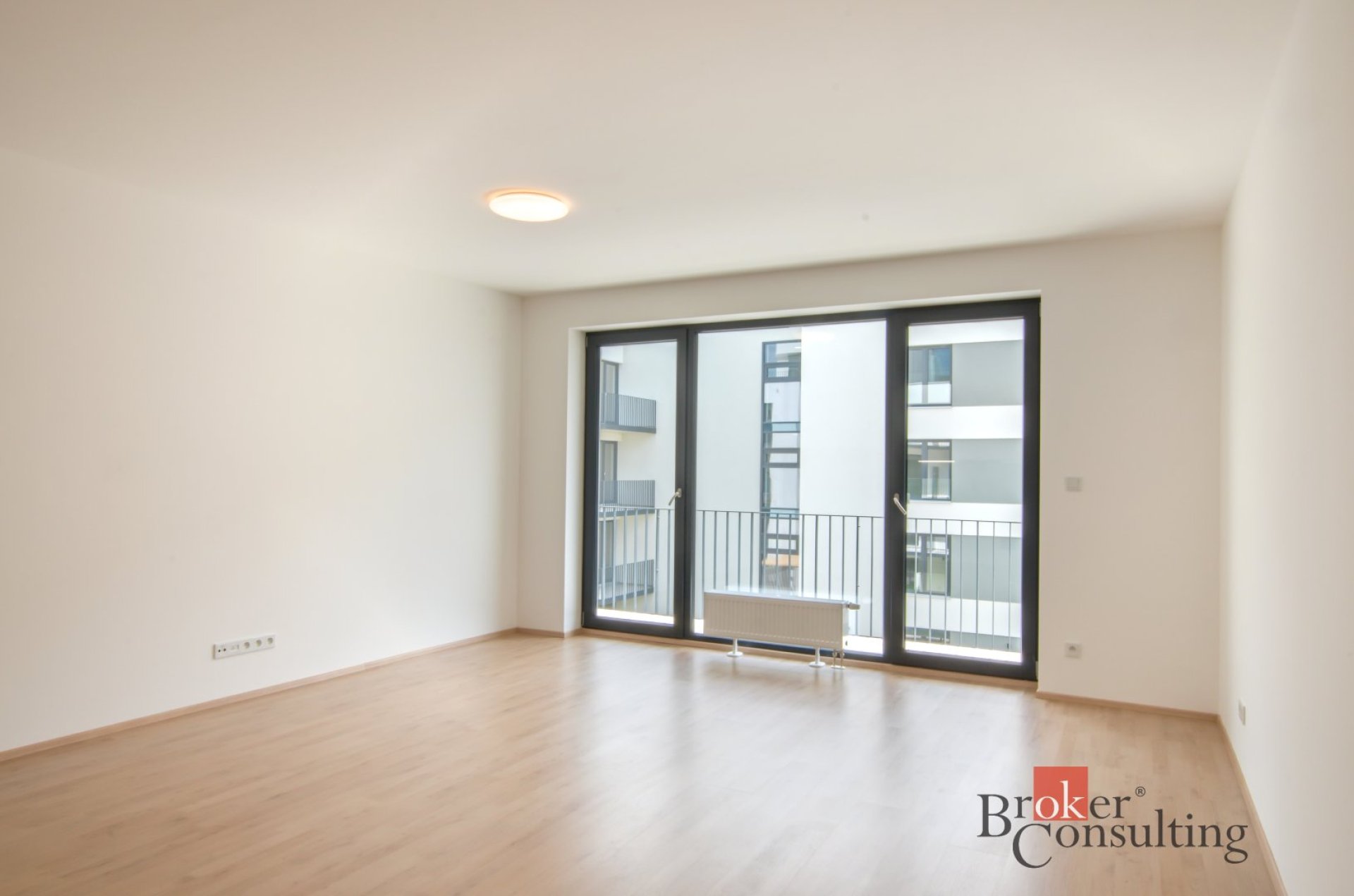 Pronájem, byty/2+kk, 57.95 m2, Železná 3068/18, Jižní Předměstí, 30100 Plzeň, Plzeň-město [ID 86299]