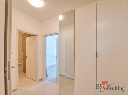 Pronájem bytu, 2+kk, 57,95 m²