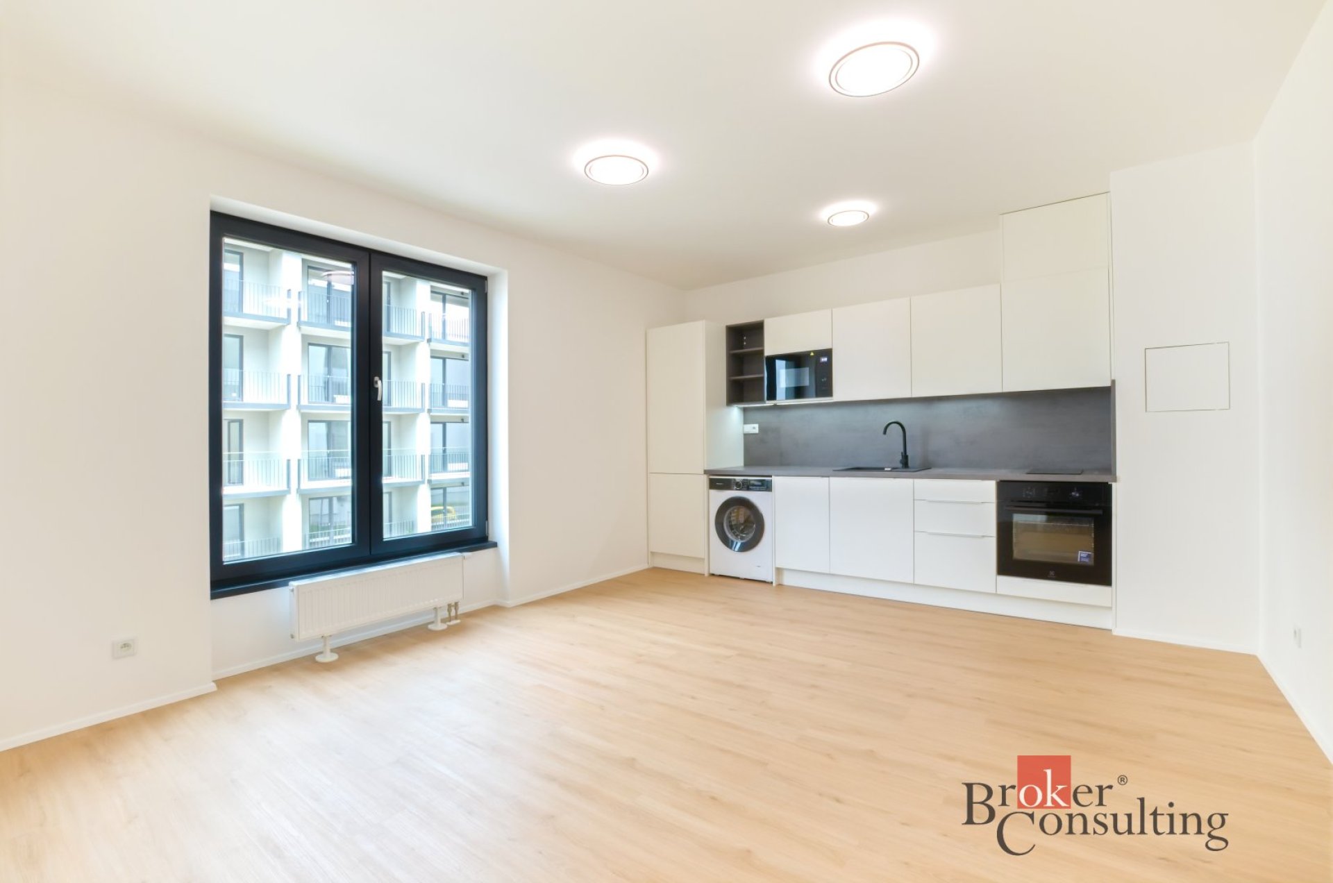 Pronájem, byty/1+kk, 26.46 m2, Železná 3068/18, Jižní Předměstí, 30100 Plzeň, Plzeň-město [ID 86737]