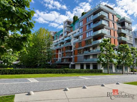 Pronájem bytu, 2+kk, 57 m²