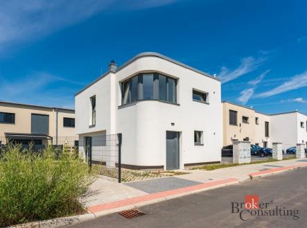 Pronájem domu/vily, 102 m²