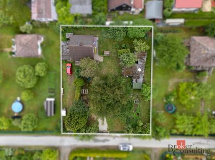 Prodej pozemku pro bydlení, 1 049 m²