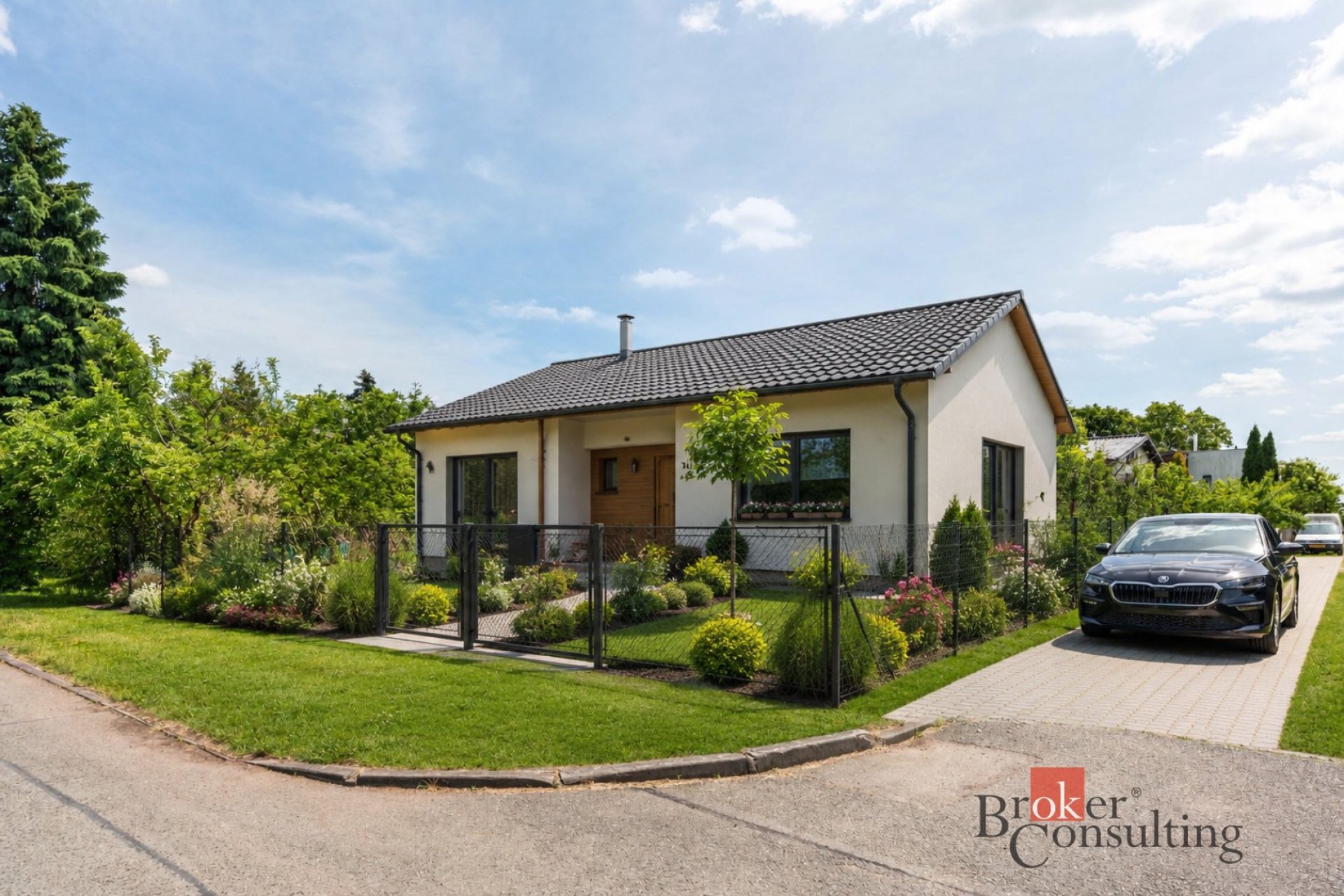Prodej stavebního pozemku 805 m², Vlkov u Jaroměře