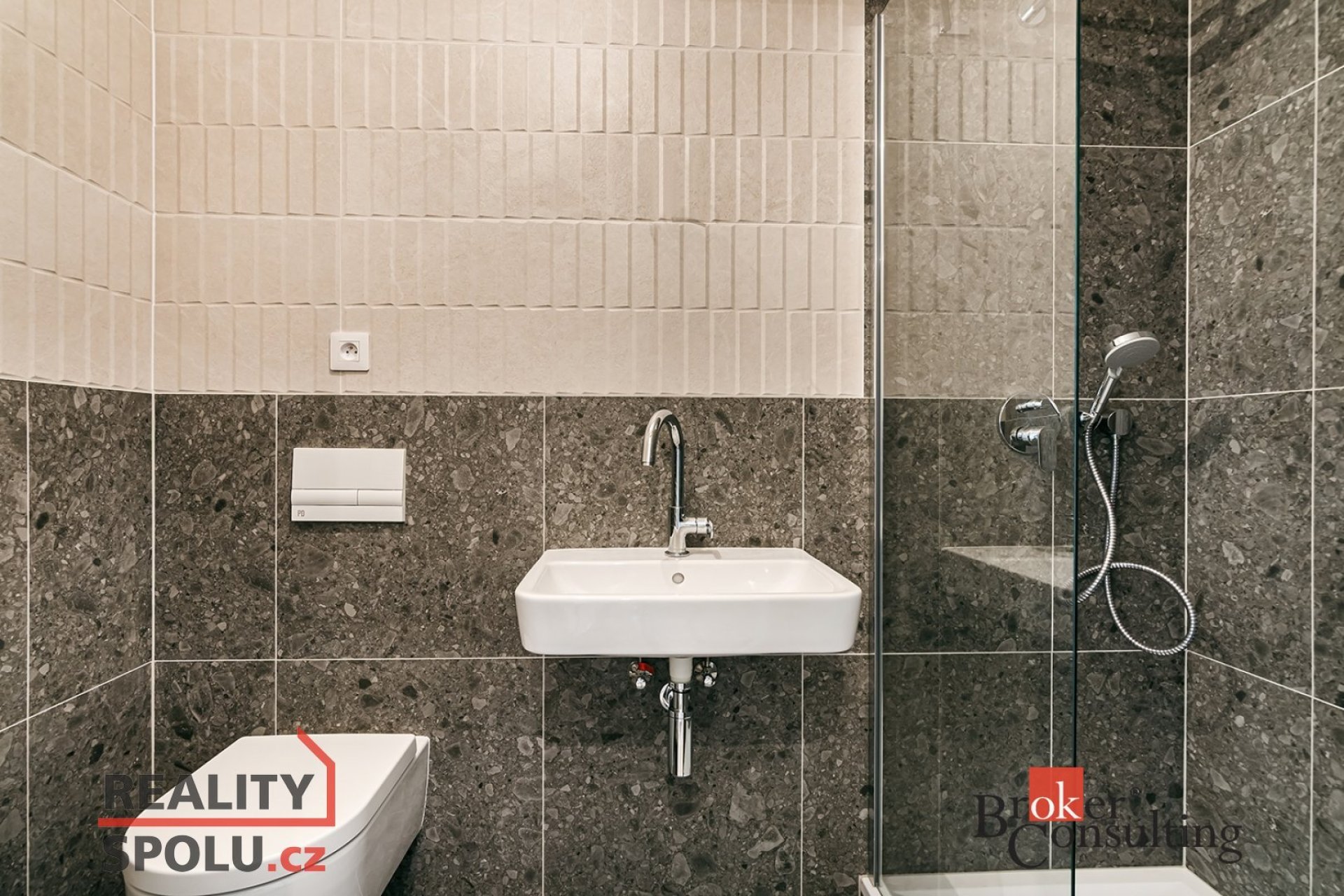 Pronájem, byty/1+kk, 24 m2, Bratislavská 946/82, 60200 Brno, Brno-město [ID 86921]