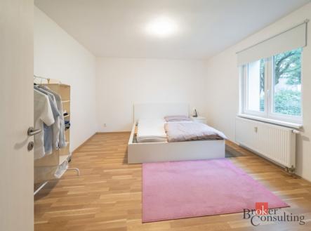 Pronájem bytu, 1+1, 37 m²