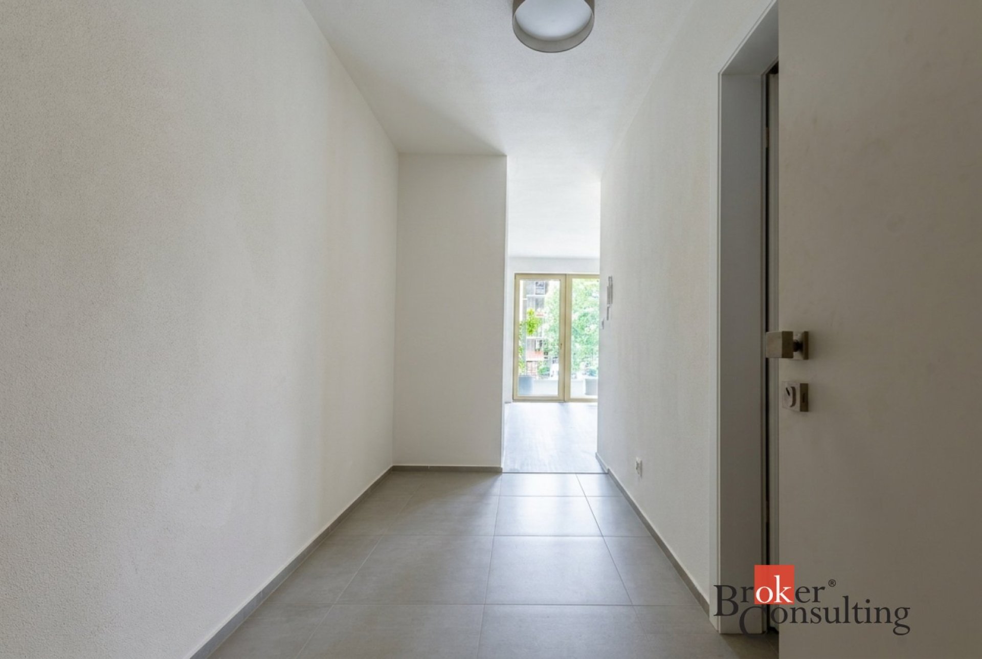 Pronájem, byty/1+kk, 40 m2, Zahradní 2854/2, 32600 Plzeň, Plzeň-město [ID 87161]