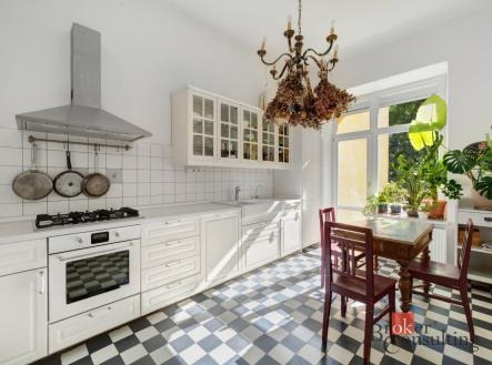 Pronájem bytu, 4+1, 148 m²