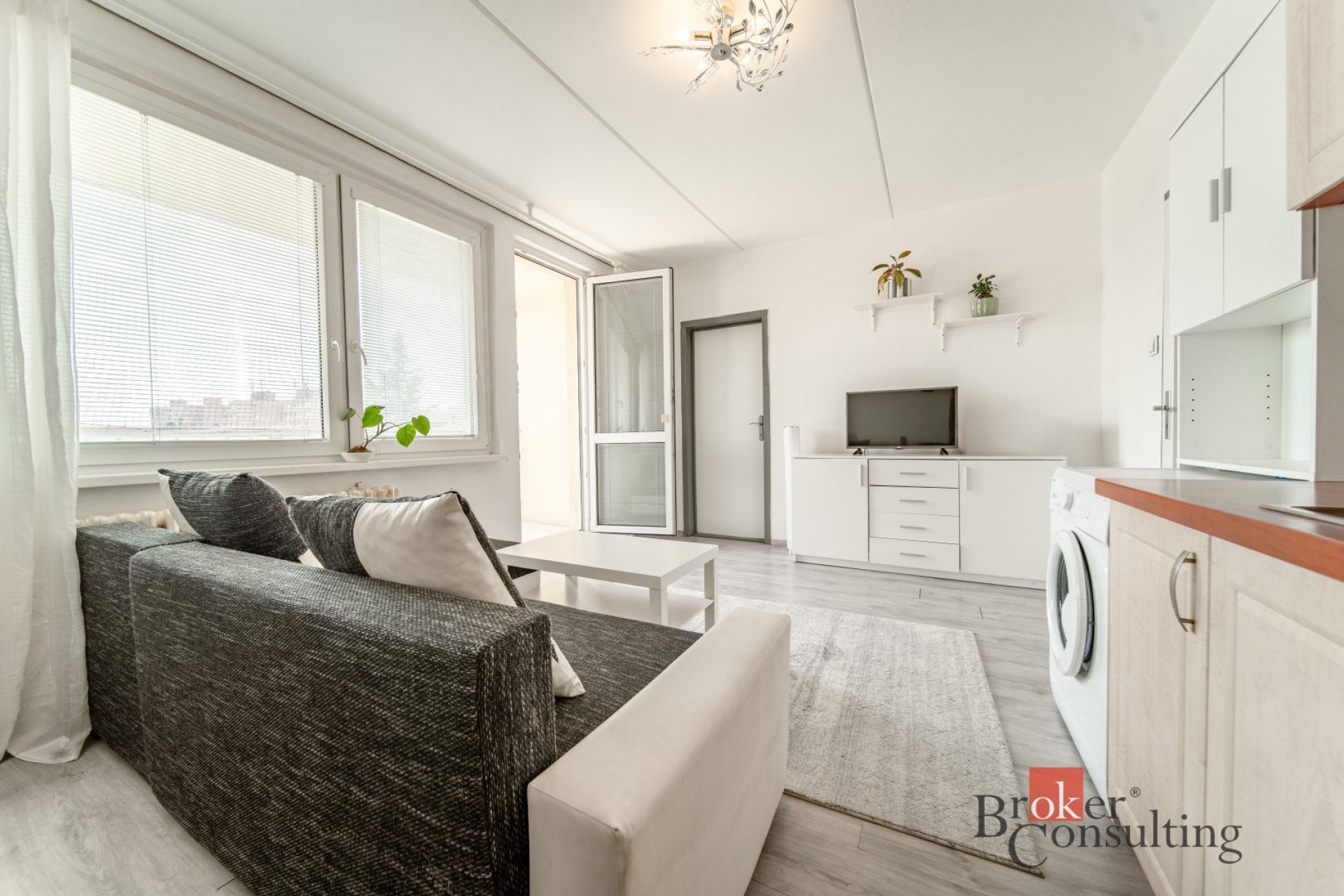 Prodej, byty/2+kk, 31 m2, Troja 546/1, 18100 Praha 8 [ID 86415]