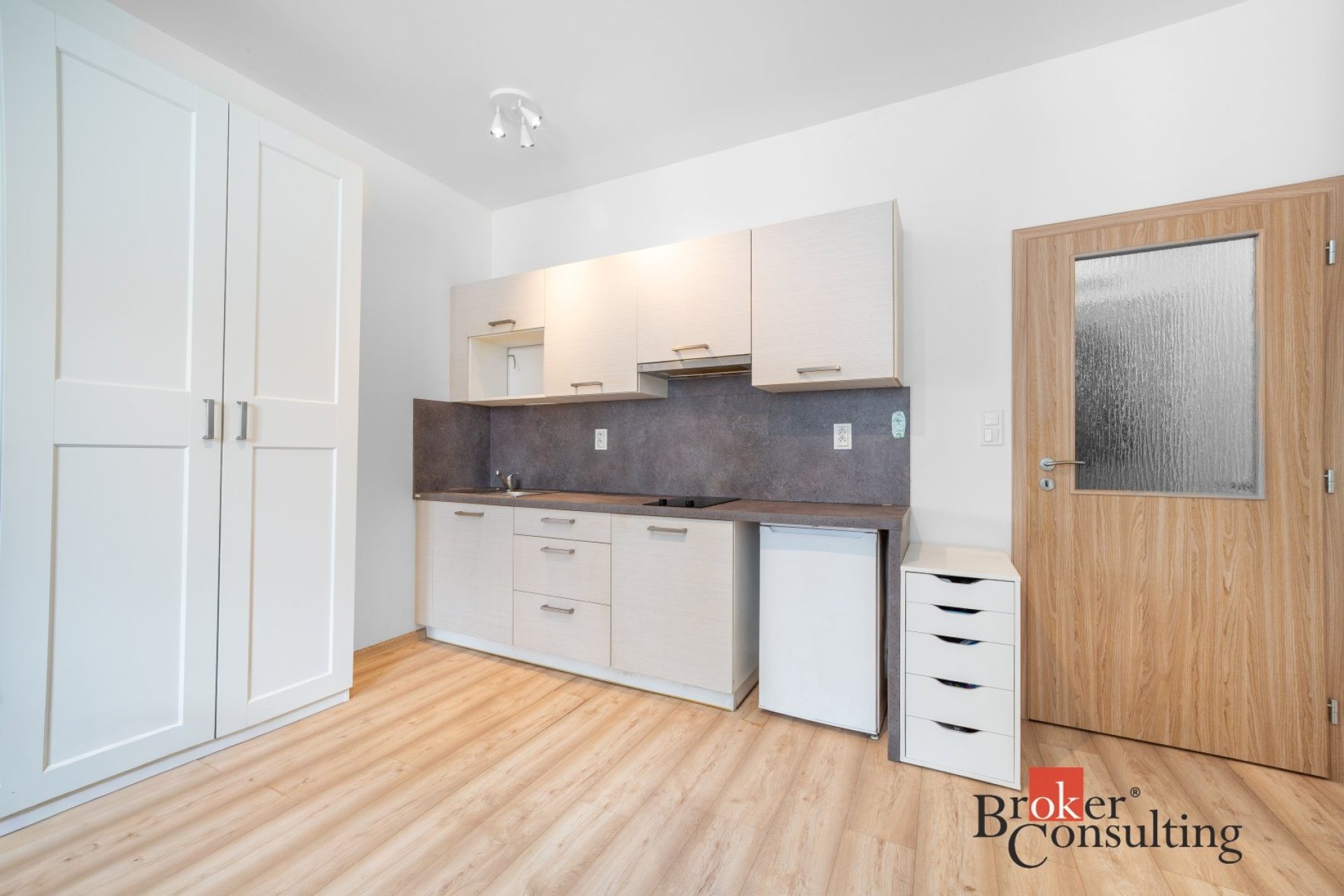 Prodej, byty/1+kk, 28 m2, Vlhká, Brno, Brno-město [ID 86517]