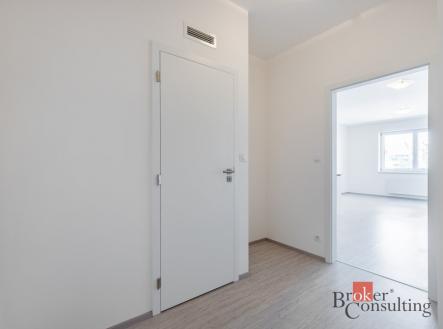 Pronájem bytu, 1+kk, 39 m²