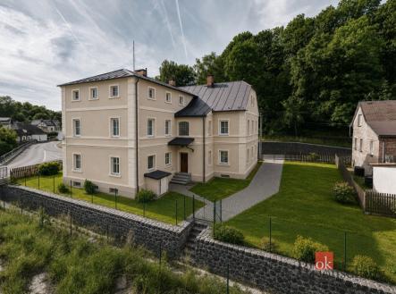 Prodej komerčního objektu, jiný, 298 m²