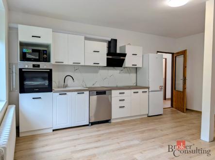 Pronájem bytu, 4+kk, 80 m²