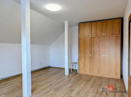 Pronájem bytu, 4+kk, 80 m²