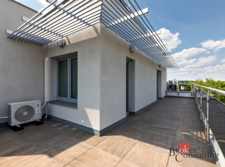 Pronájem bytu, 3+kk, 78 m²