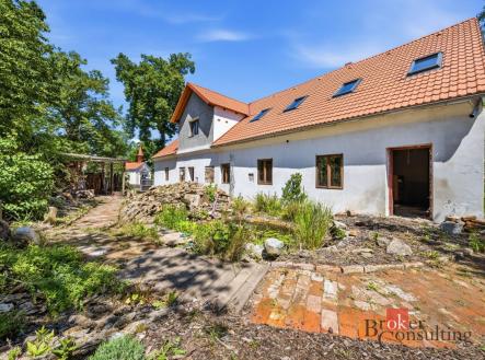 Prodej komerčního objektu, jiný, 200 m²