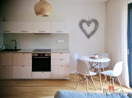 Prodej bytu, 1+kk, 66 m²