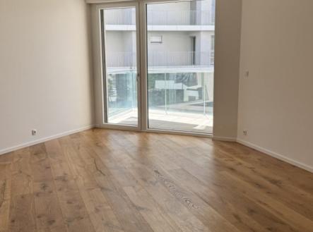 Pronájem bytu, 1+kk, 38 m²