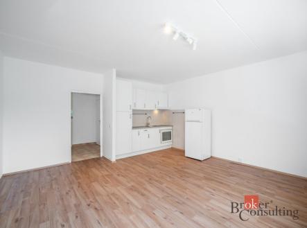 Pronájem bytu, 1+kk, 32 m²