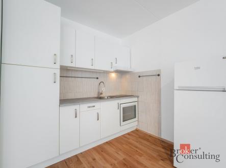 Pronájem bytu, 1+kk, 32 m²