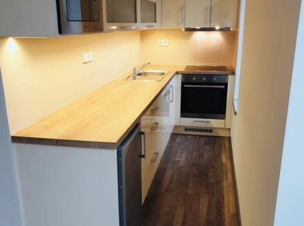 Pronájem bytu, 1+kk, 28 m²