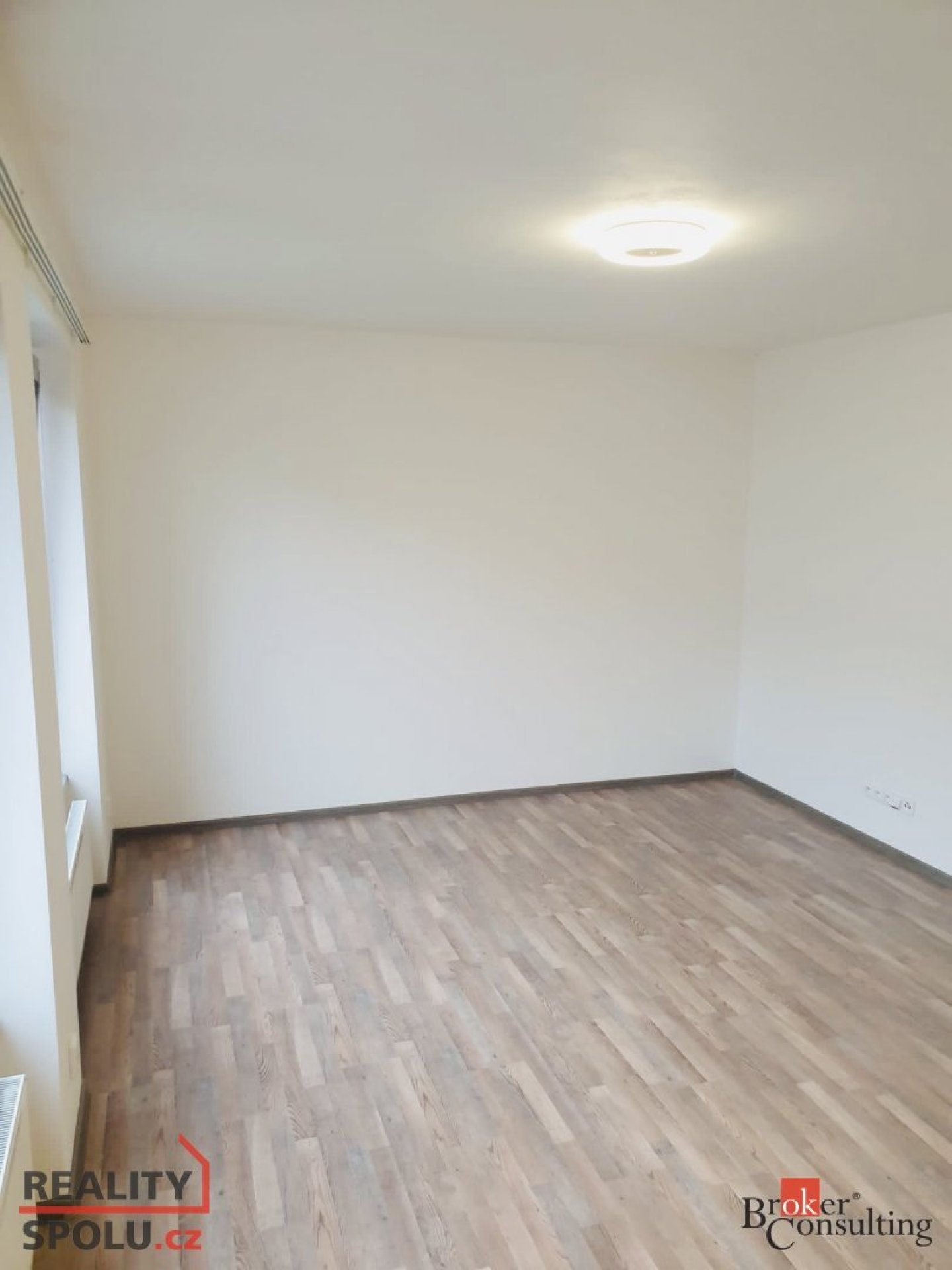 Pronájem, byty/1+kk, 28 m2, Václavská 864/2, 28002 Kolín, Kolín [ID 87553]