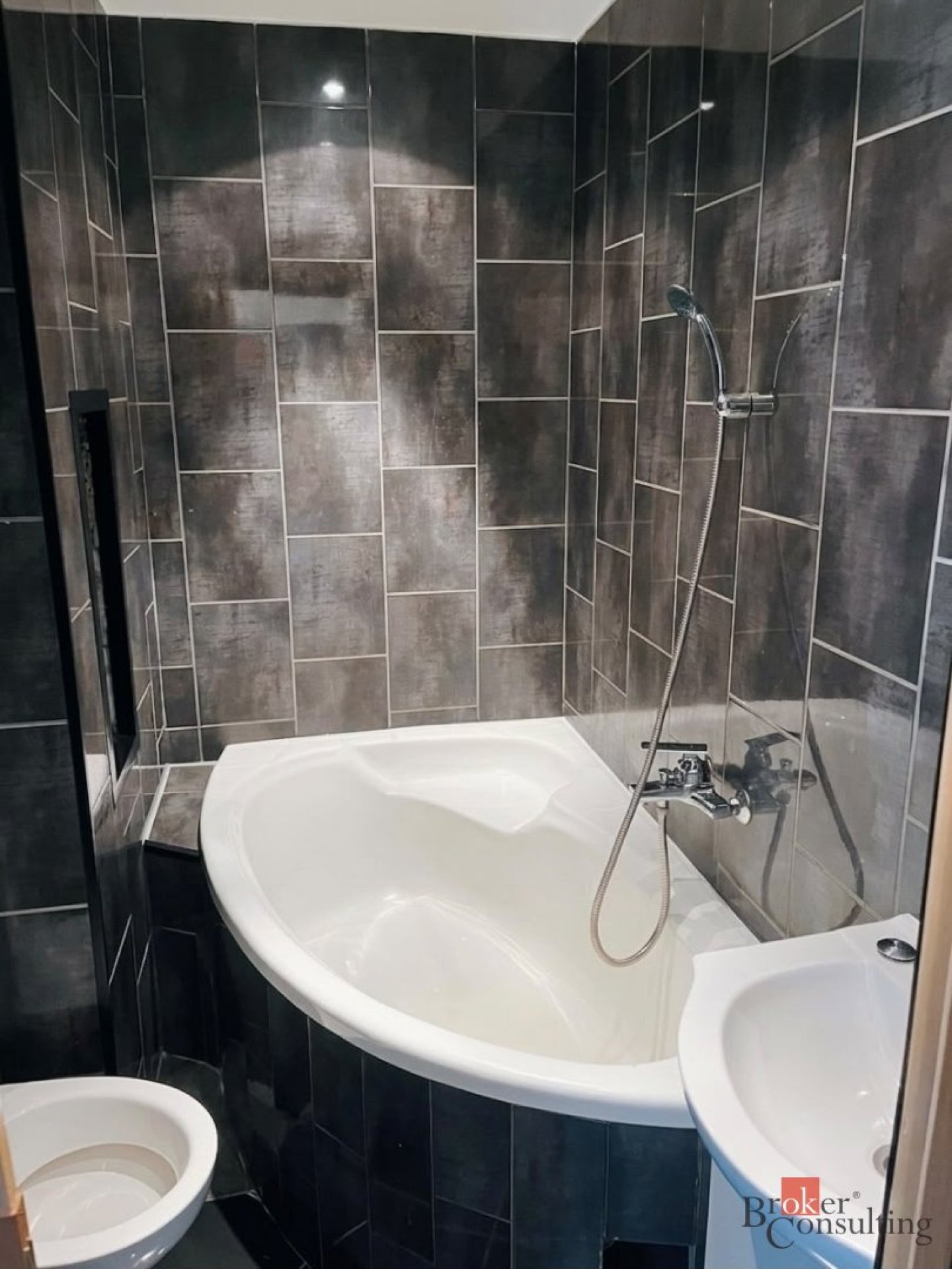 Převod dr. podílu, byty/1+1, 36 m2, Kamenná 5115, 43004 Chomutov, Chomutov [ID 87668]