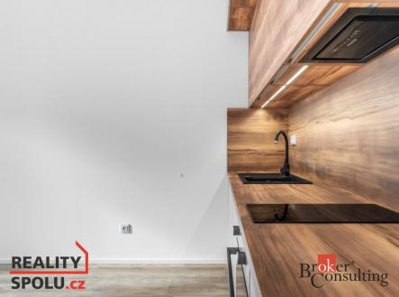 Pronájem bytu, 1+kk, 29,54 m²