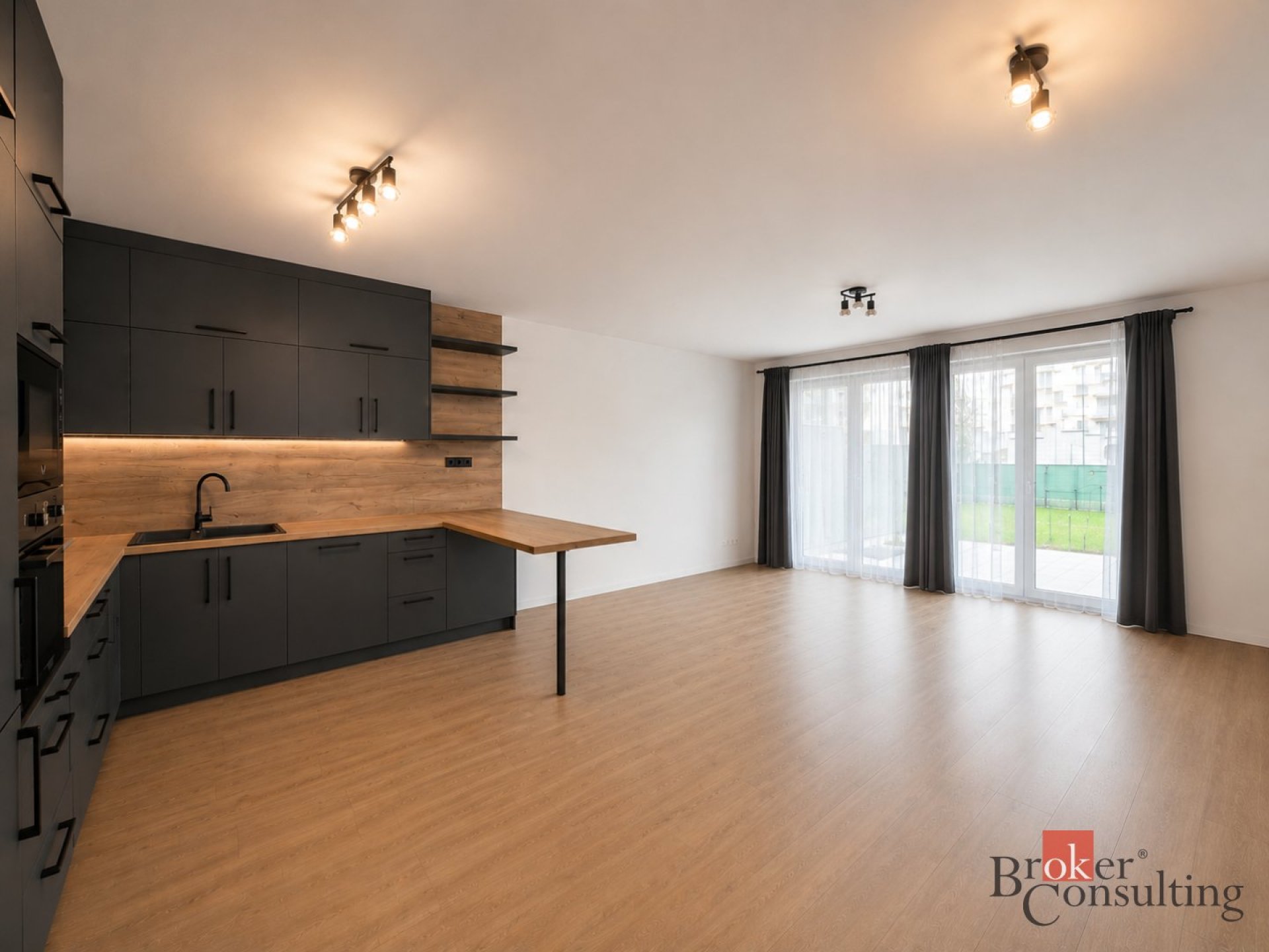 Podnájem bytu 2+kk, 62 m2 se zahradou a garážovým stáním - Měděná 3061/4, Plzeň