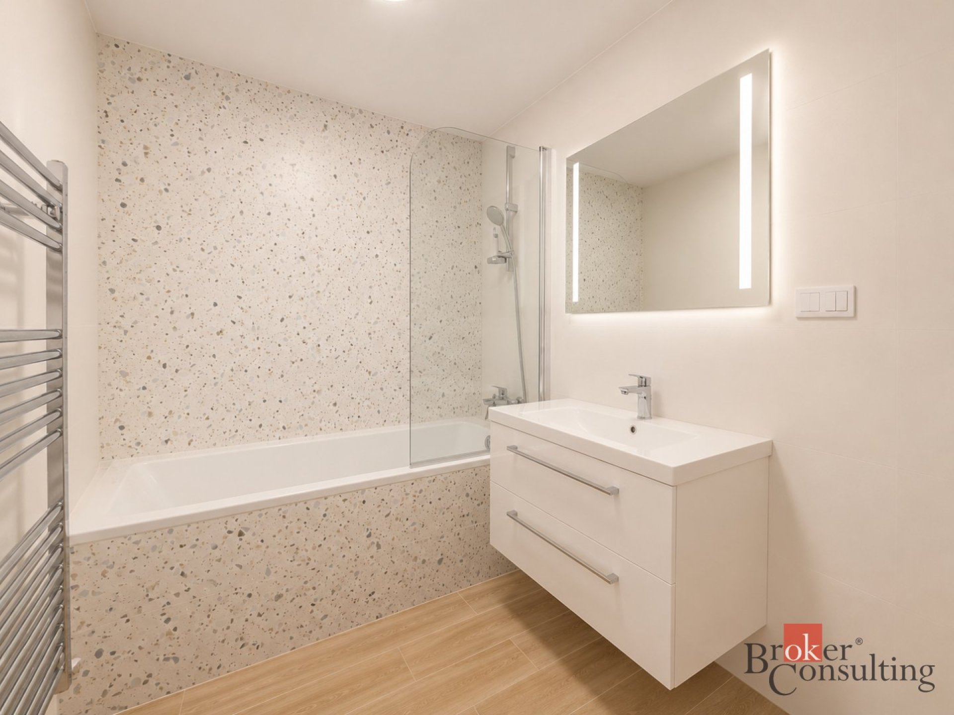 Podnájem bytu 2+kk, 62 m2 se zahradou a garážovým stáním - Měděná 3061/4, Plzeň
