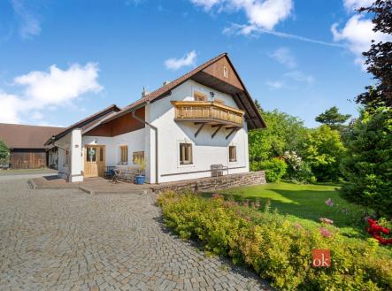 Prodej komerčního objektu, jiný, 450 m²