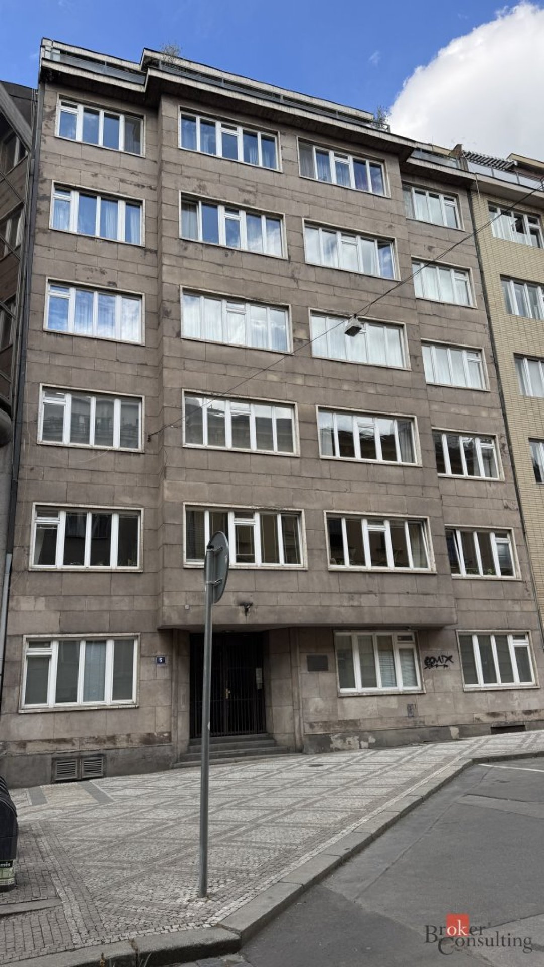 Pronájem kancelářských prostor – Ostrovní ulice, Praha 1