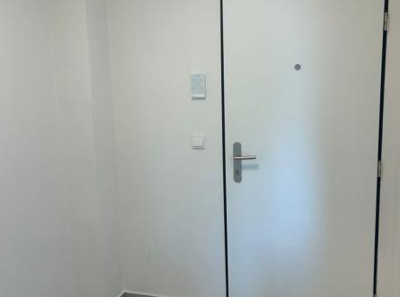 Pronájem bytu, 1+kk, 28 m²