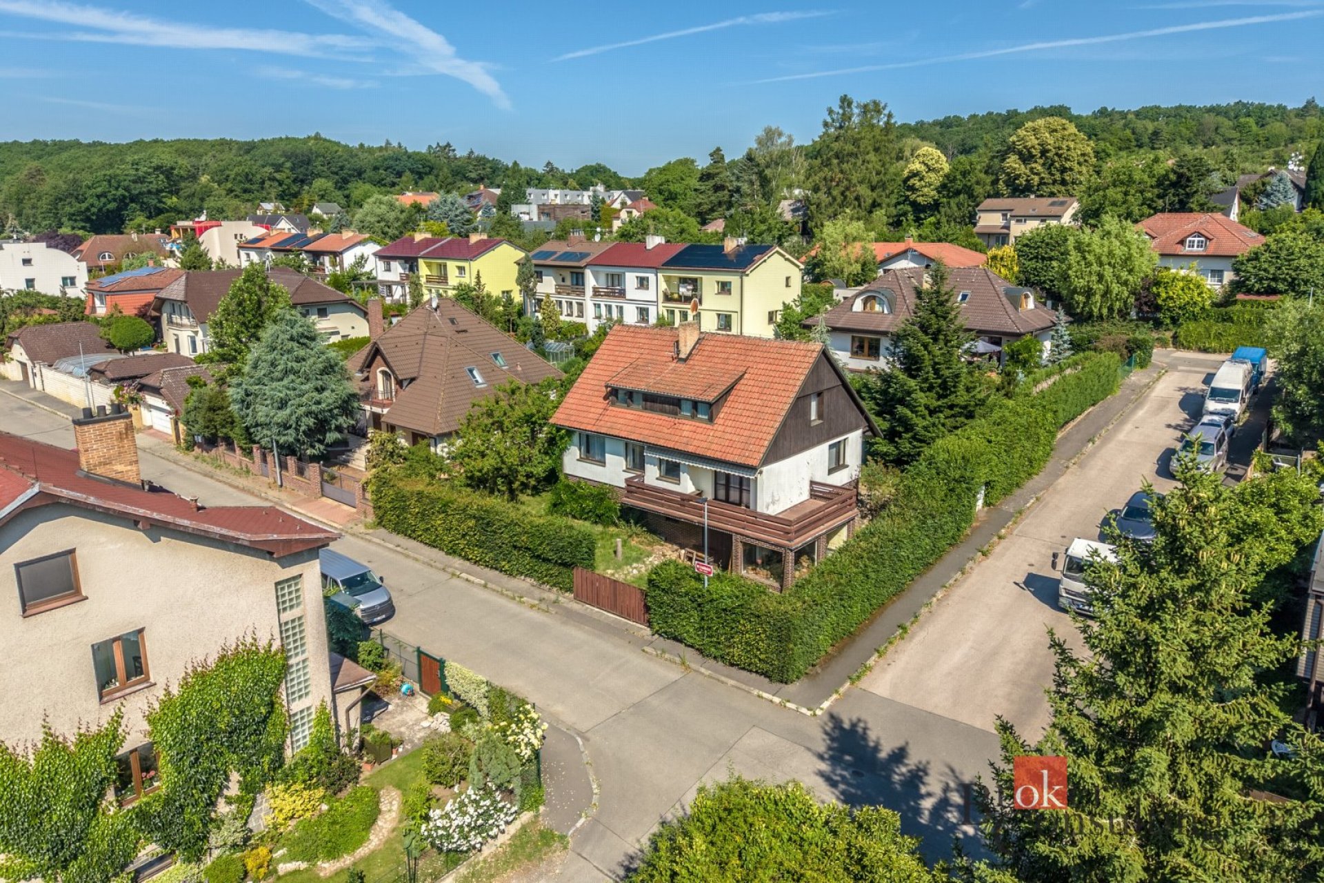 Prodej domu 5+1 (Praha 4 - Točná) na jižně oreintovaném pozemku 609 m2