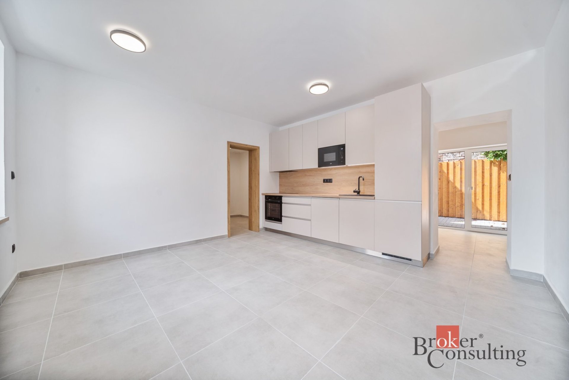 První nájemník po kompletní rekonstrukci | Moderní 2+kk s terasou| 70m² | Častolovice