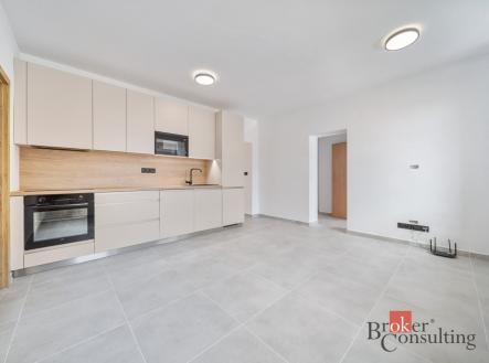 Pronájem bytu, 2+kk, 57 m²