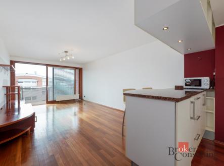 Pronájem bytu, 2+kk, 60 m²