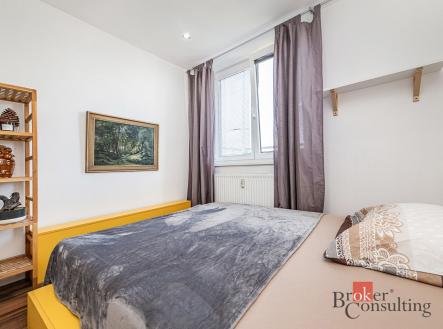 Pronájem bytu, 2+kk, 36 m²