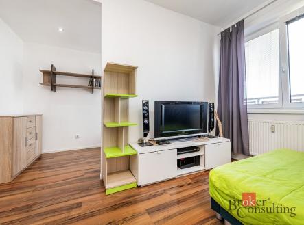 Pronájem bytu, 2+kk, 36 m²