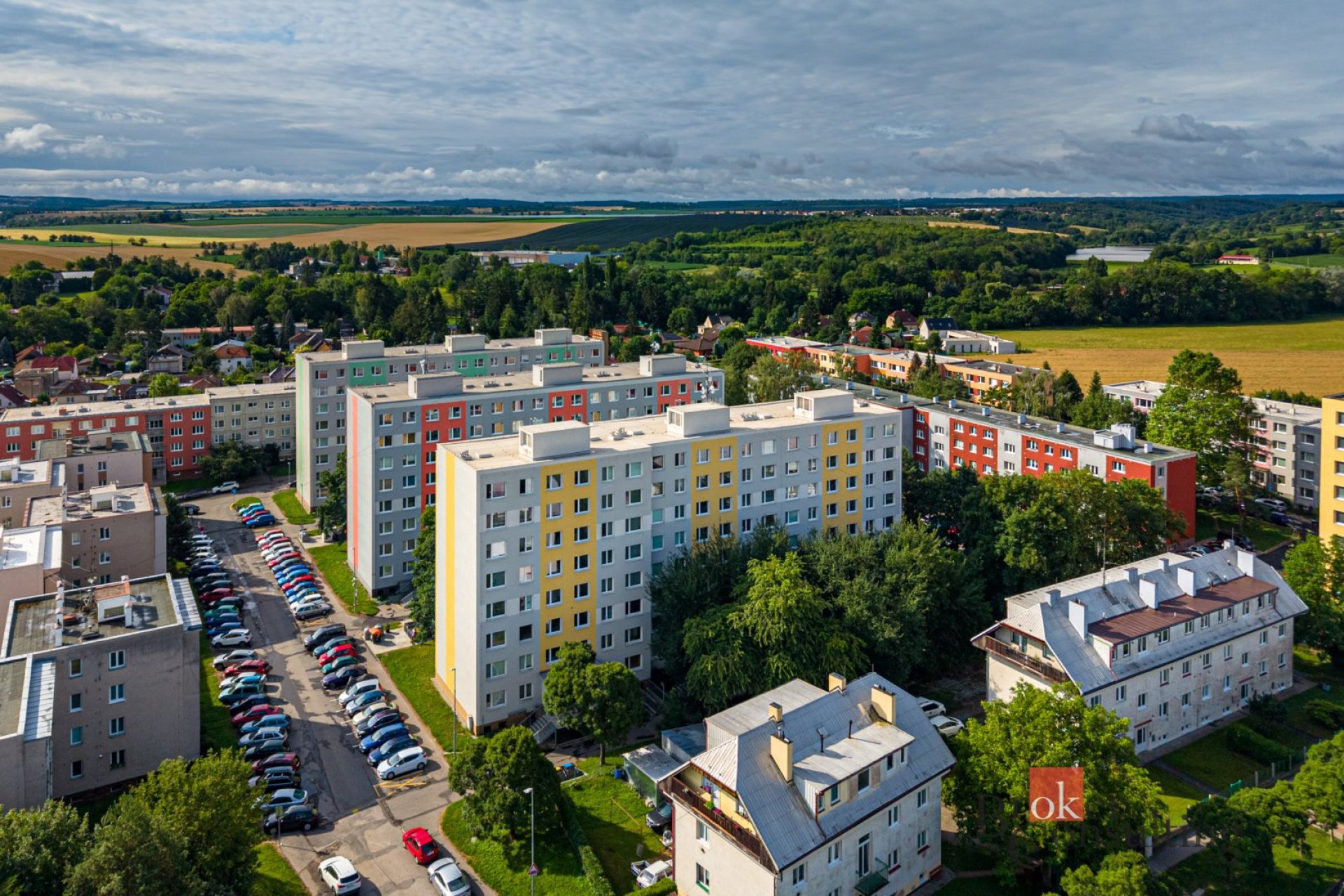 3+1, 70 m², Český Brod – 6. patro s balkónem, sklepem, 20 min od Prahy