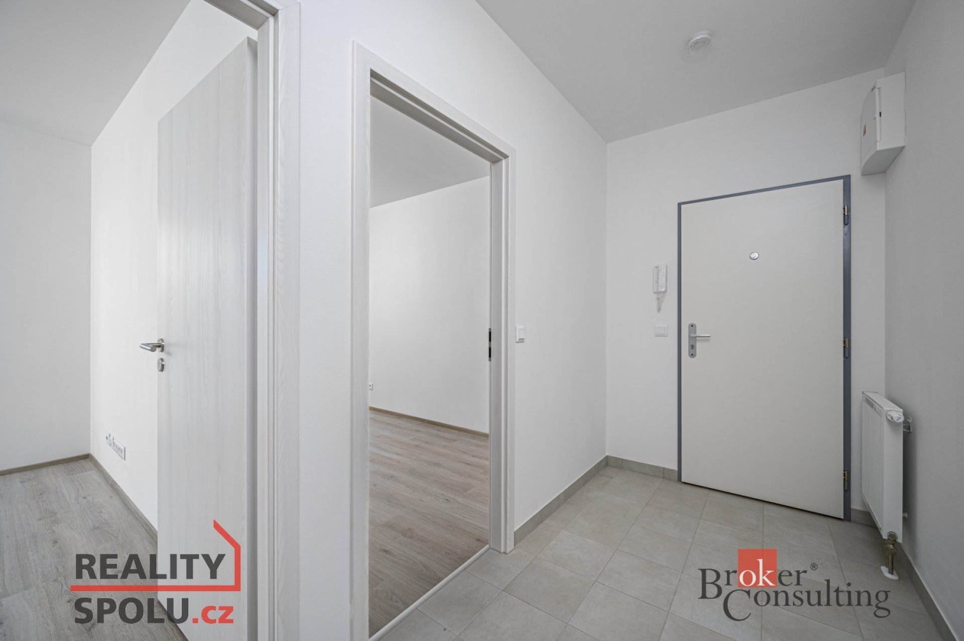 Pronájem, byty/2+kk, 35 m2, Prokopa Holého 2044, 27401 Slaný, Kladno [ID 87692]