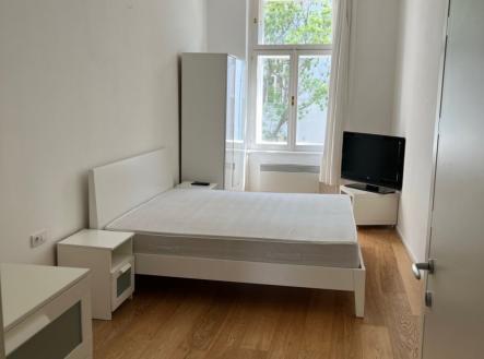 Pronájem bytu, 2+kk, 43 m²