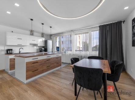 Prodej bytu, 4+kk, 82 m²