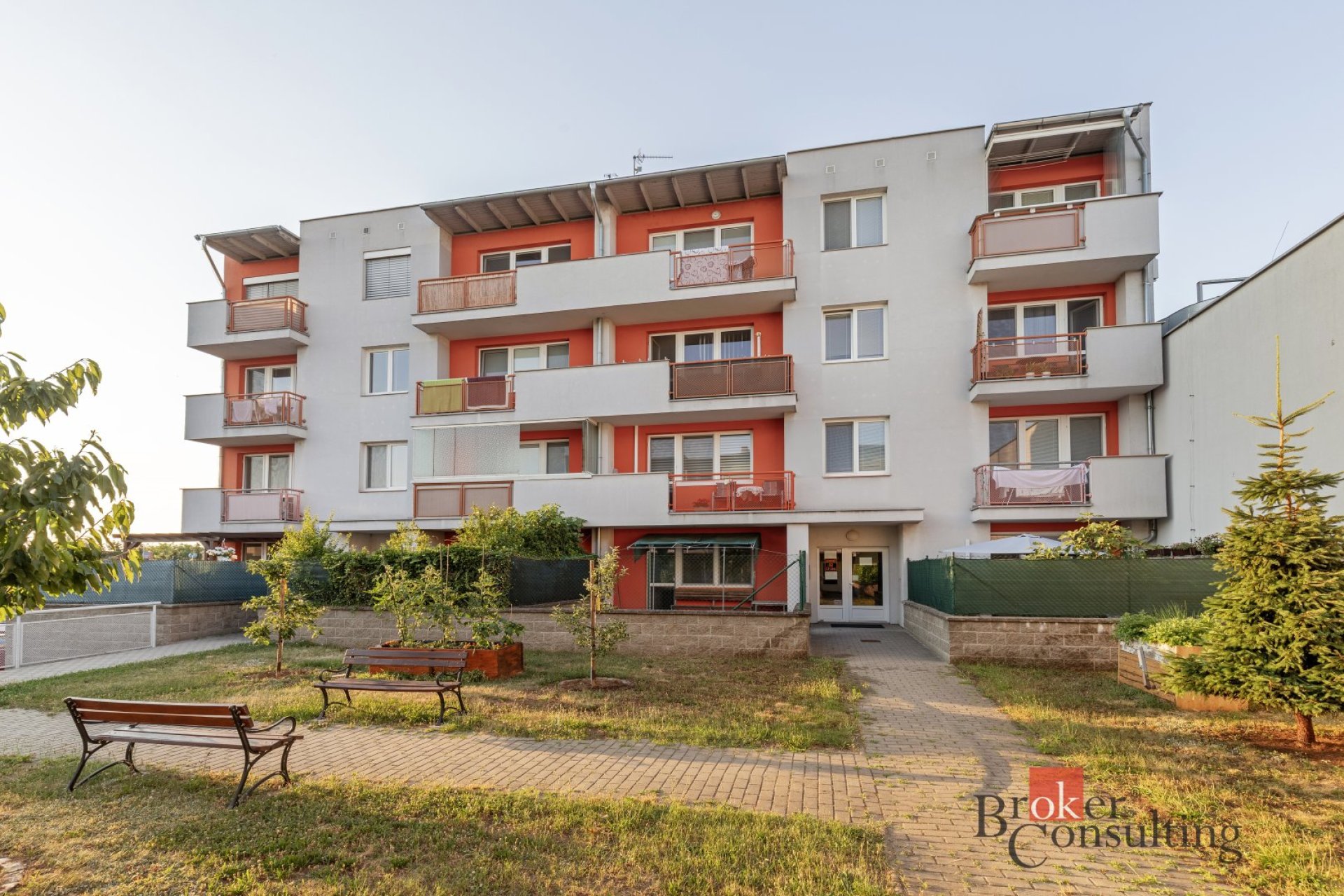 Prodej, byty/3+kk, 75 m2, Seniorů 3365/12, 69003 Břeclav, Břeclav [ID 87245]