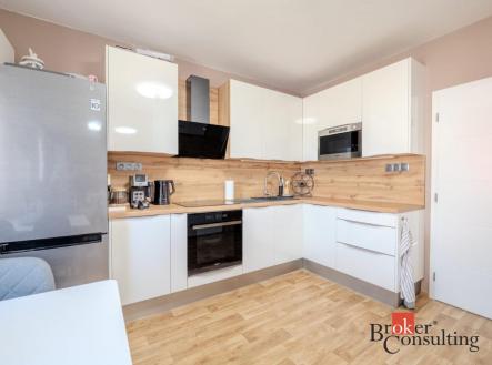 Pronájem bytu, 1+kk, 37 m²