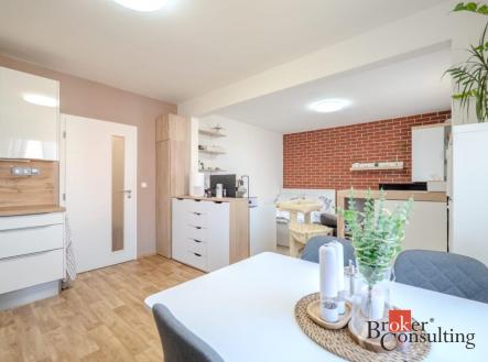 Pronájem bytu, 1+kk, 37 m²