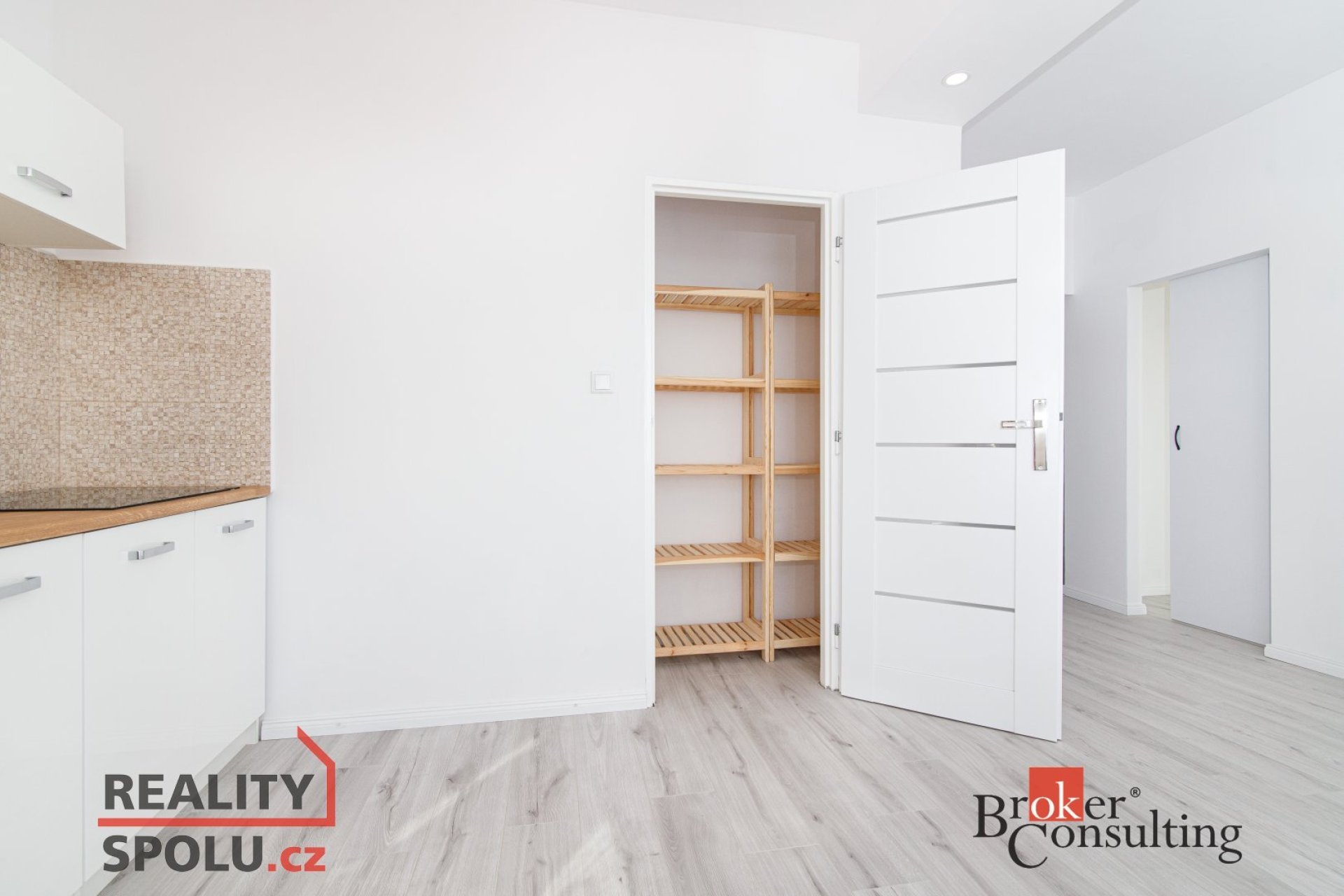 Prodej, byty/2+kk, 40 m2, Jaroslava Vrchlického 2449/1, 73506 Karviná, Karviná [ID 87788]
