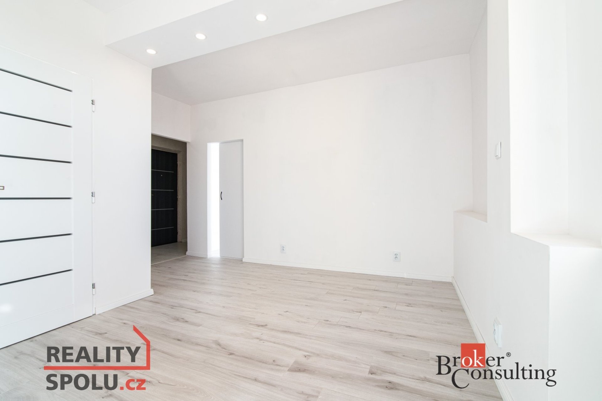 Prodej, byty/2+kk, 40 m2, Jaroslava Vrchlického 2449/1, 73506 Karviná, Karviná [ID 87788]