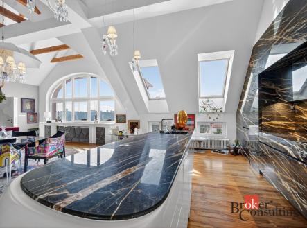 Pronájem bytu, 4+kk, 191 m²